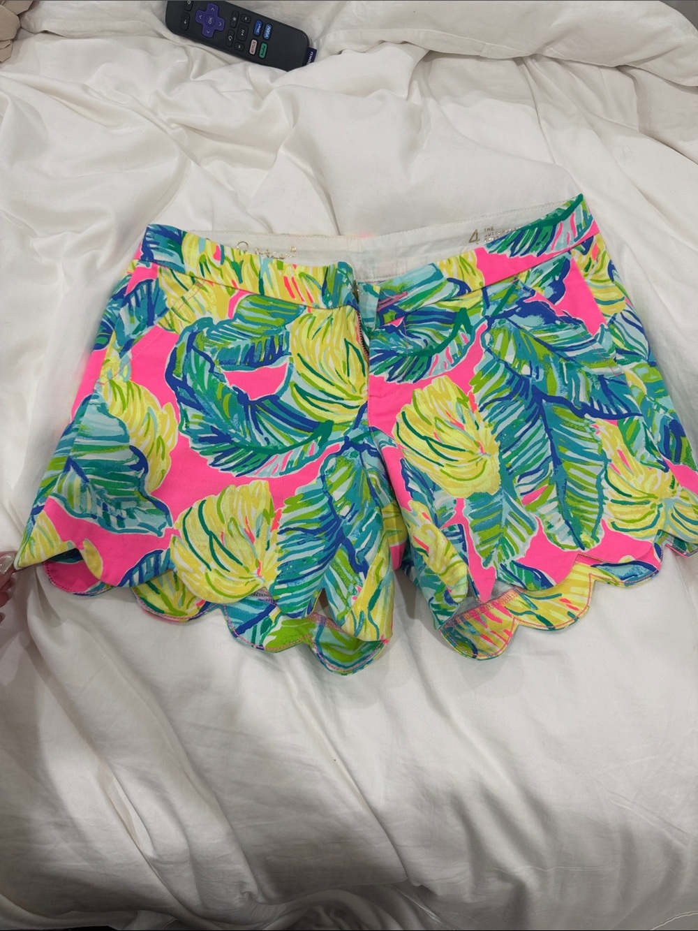 Lilly Pulitzer Pink Tropical Scallop-Hem High-Waist Shorts